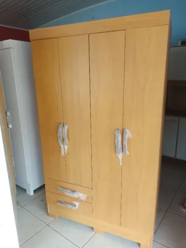 GUARDA ROUPA DE SOLTEIRO 4 PORTAS E 2 GAVETAS NOVOS NA CAIXA