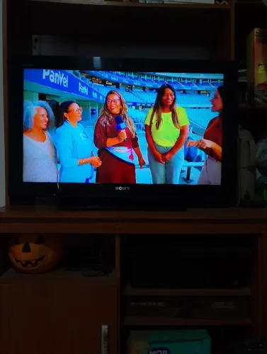 tv 32 sony tela nitida controle e pedestal