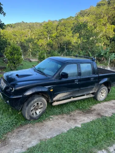 Mitsubishi L200 GL 2.5 4X4 CD Diesel 2012