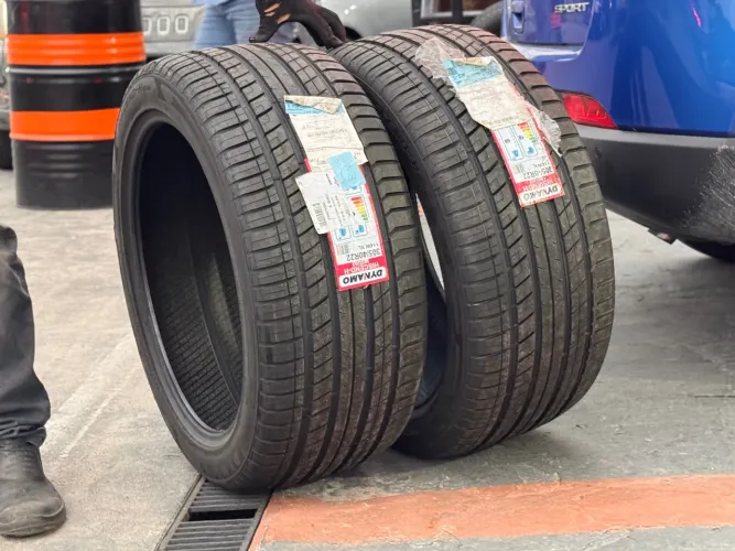 PNEUS 305 R22 NUNCA USADO