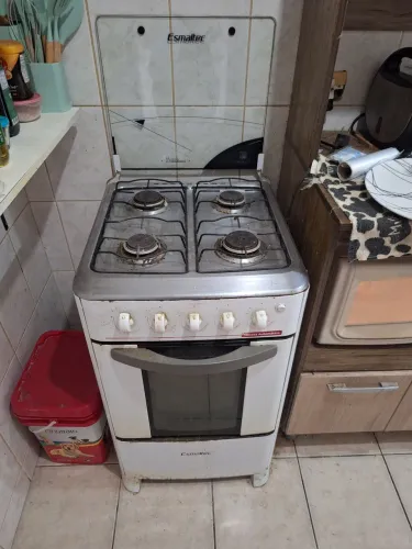 Vendo fogão 4 bocas