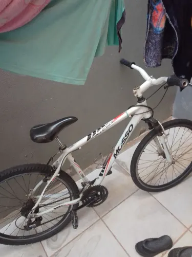 Bicicleta de Alumínio , tem conversa .