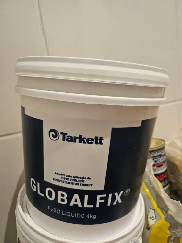 Material para instalação de piso vinilico 