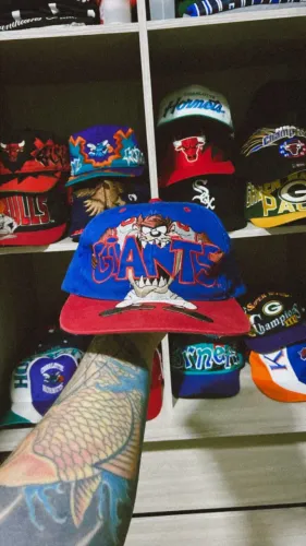 Boné vintage giants taz