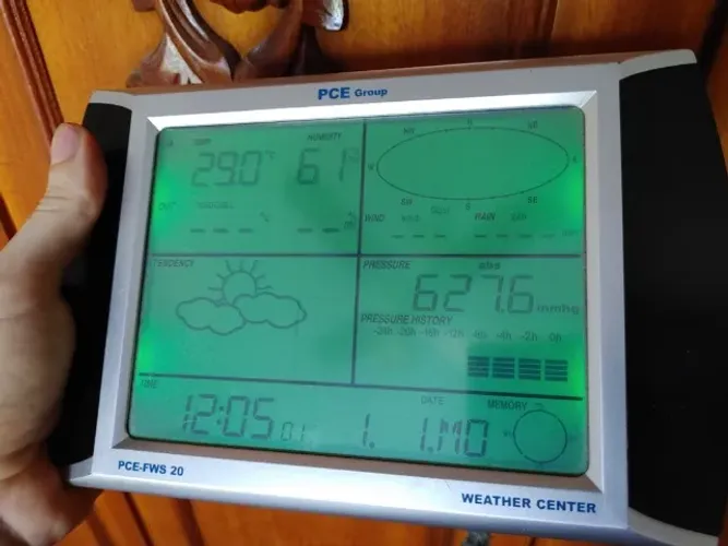 relogio digital com medidor temperatura e alarme alemão pce fws 20