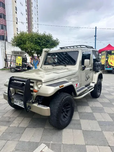 Troller T-4 4X4 2.8 TB Int. Cap. Rígida Diesel 2001