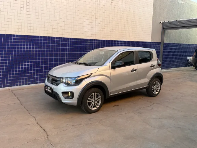 Fiat Mobi Like 1.0 Fire Flex 5P. 2024