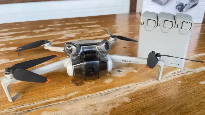 DRONE DJI MINI 4 pro