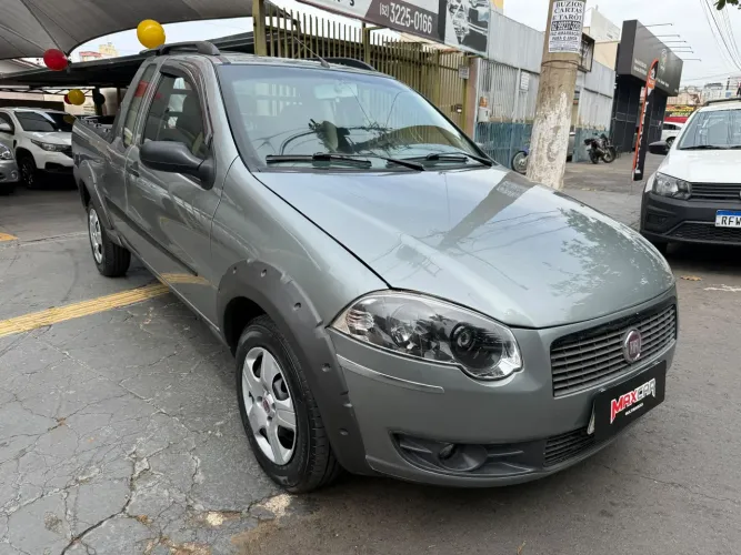Fiat Strada Trekking 1.4 MPI Fire Flex 8V CE 2011