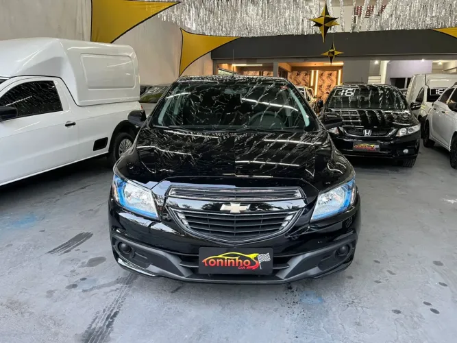 Chevrolet Onix Hatch Effect 1.4 8V Flex Mec. 4P 2016