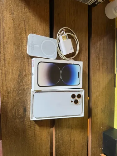 iPhones 14 Pro Max/Pro