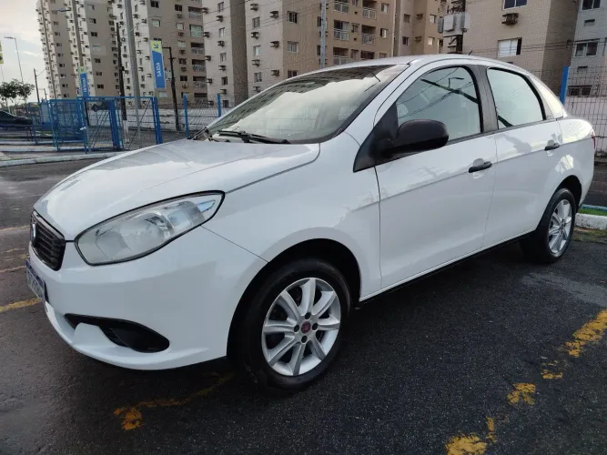 Fiat Grand Siena 1.4 EVO Flex 8V 4P 2021