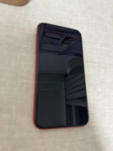 iPhone 11 vermelho