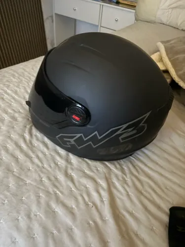 Capacete e Luva X11