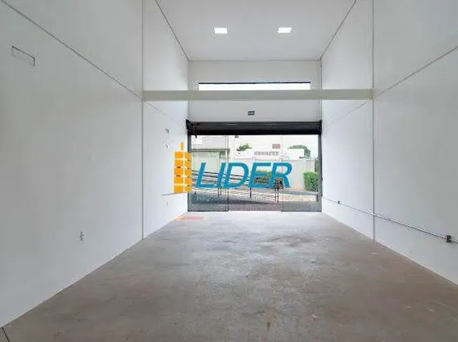 LOJA/ SALA COMERCIAL PARA LOCAÇÃO