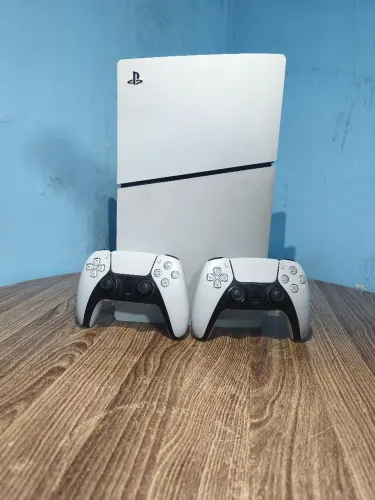 Vendo Ps5 com leito de disco