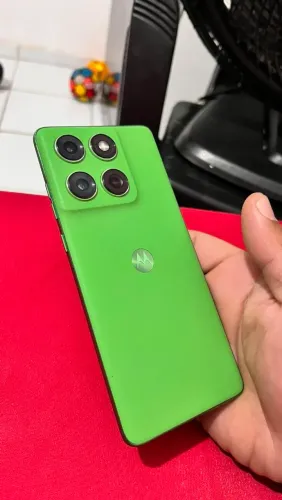 Edge 60 pro
