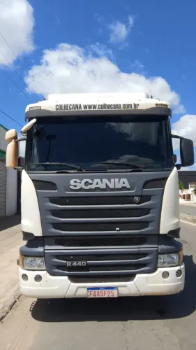 caminhão cavalo mecânico Scania R440 6x2