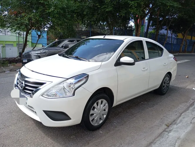 Nissan Versa 1.0 12V Flexstart 4P Mec. 2017