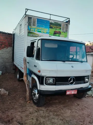 MB 608 mercedinha