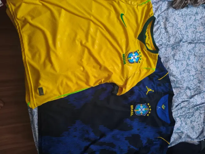 2 camisas da seleção 2026 mais um boné de brinde