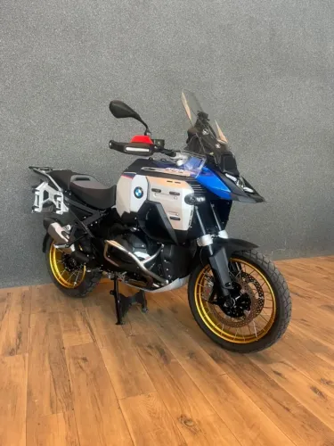 BMW R 1300 GS Adventure Trophy 2026