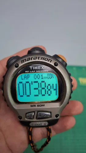 cronômetro digital Timex Marathon 50 Lap
