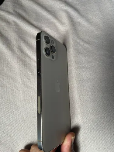 Vendo iPhone 12 Pro Max com FECE ID SEM FUNCIONAR 