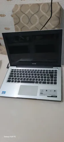 Notebook i3 (com defeito)