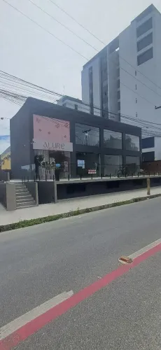 SALA COMERCIAL NO CATOLÉ