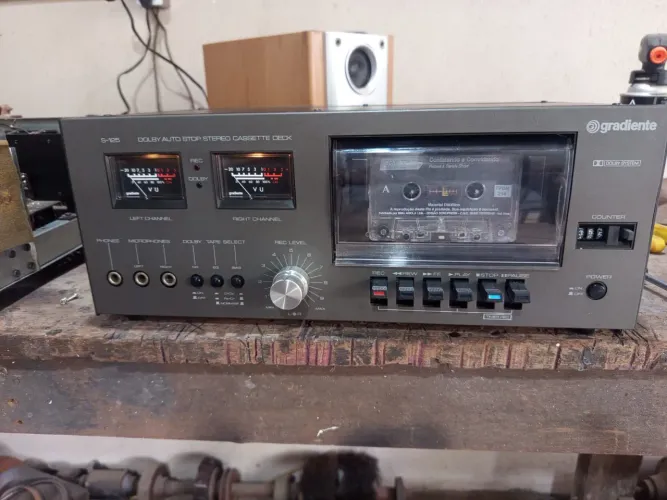 Lindo Tape Deck Gradiente S125