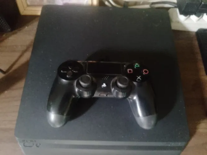 PS4 Slim 1TB