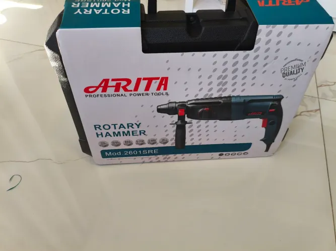 Martelete e furadeira