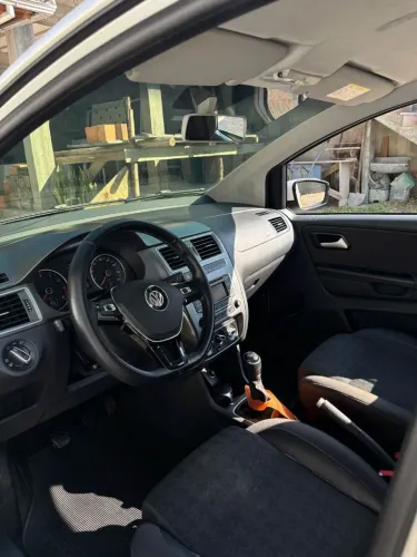 Volkswagen Fox Comfortline 1.0 Flex 12V 5P 2016