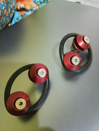 Vendo fixador de para-choque novo