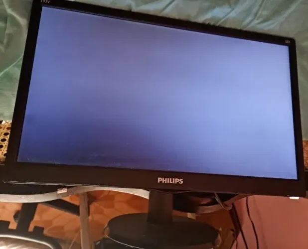 Monitor 19 Polegadas Philips Led 193v5l Hdmi, leia