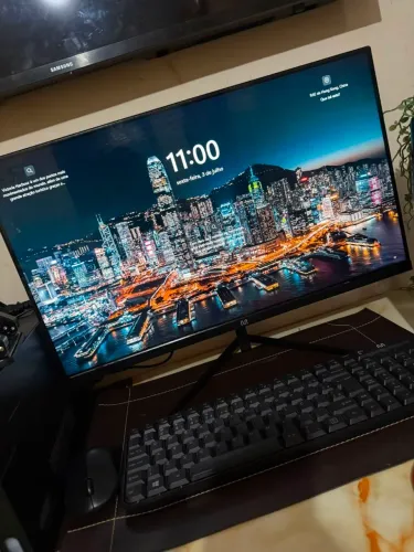 Computador all in one Core i3 SSD de 128gb 4gb DDR4 tela de 23.8" polegadas