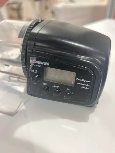 Alimentador Automático de Peixes Resun AF-2009D - Digital - Pouco Uso