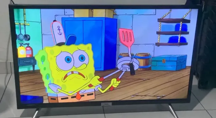 TV ANDROID TCL 32 POLEGADAS FUNCIONANDO 100% 