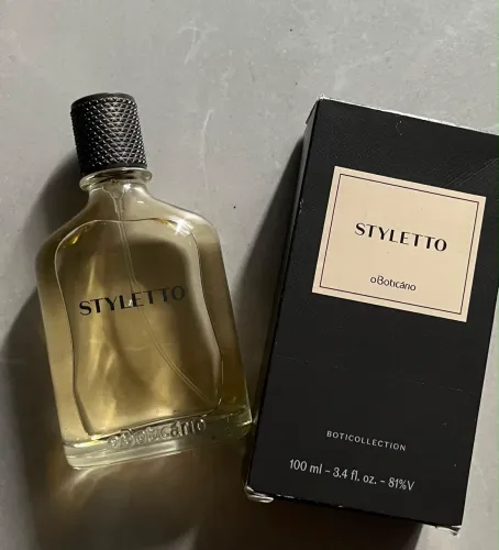 Vende-se perfume Styletto