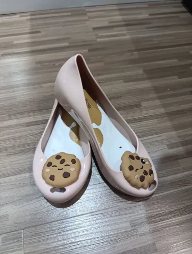 Sapatilha melissa biscoito  tamanho 30