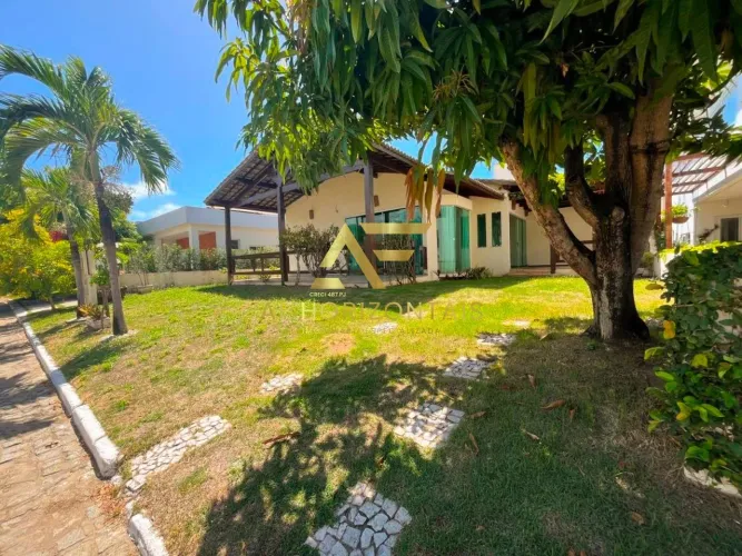 Casa térrea no Condomínio Melício Machado, com 3 quartos (1 suíte / 2 semi-suítes), na Aru