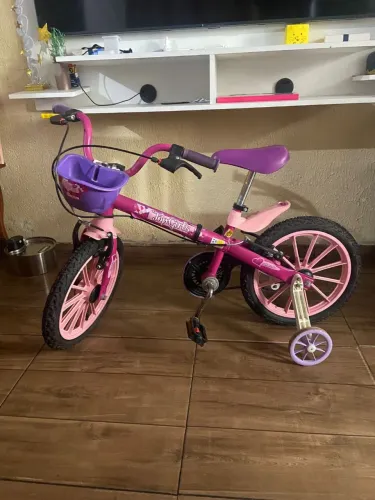 BICICLETA INFANTIL ROSA R$190,00