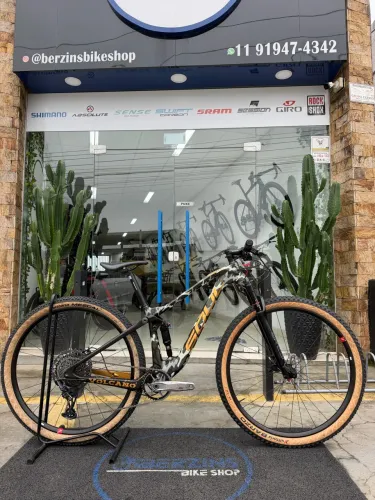 SOUL VULCANO CARBONO - 15 - SRAM GX 12V - ROCK SHOX REBA - RODAS FULCRUM - REVISADA