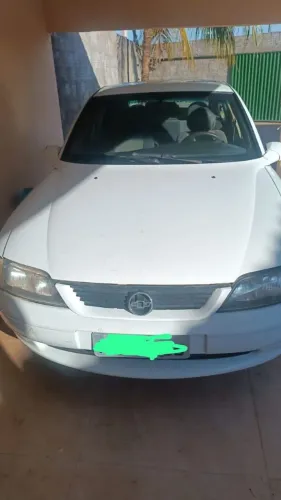 Chevrolet Vectra GL 2.2 / 2.0 MPFI 1999
