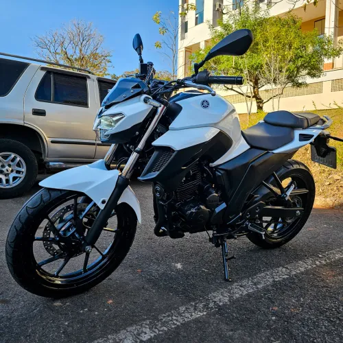 Yamaha Fazer 250 FZ25