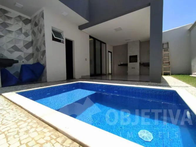 Casa para aluguel, 3 quartos, 1 suíte, 2 vagas, GRANADA - UBERLANDIA/MG