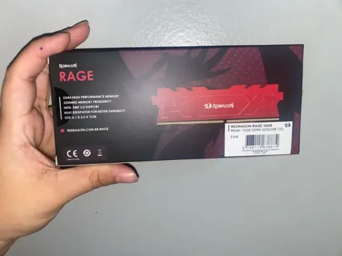 Memória Redragon 16gb 3200mhz ddr4 vermelho gm 702