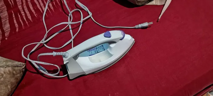 Ferro a vapor novo Black e deck.