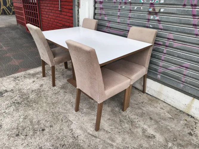 Mesa de jantar 4 cadeiras off white
